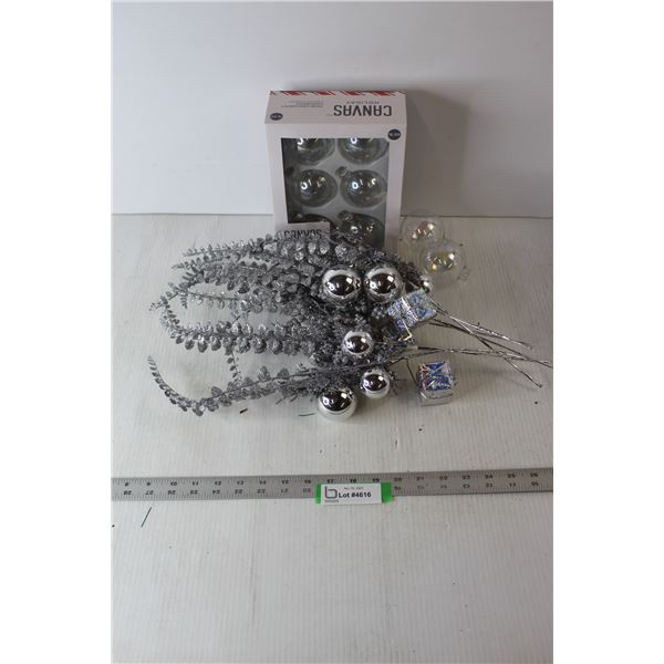 Silver Coloured Christmas Ornaments, Clear Christmas Tree Ornaments