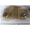 Image 1 : Florists Supply Gold Mesh