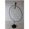 Image 3 : Metal Wreath Stand