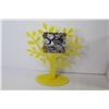 Image 2 : (2) Metal Tree Cut-Out Magnetic Photograph Holders (NIB)