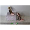 Image 1 : (2) Pink Highheel Decor 6" (Like New, in Boxes)