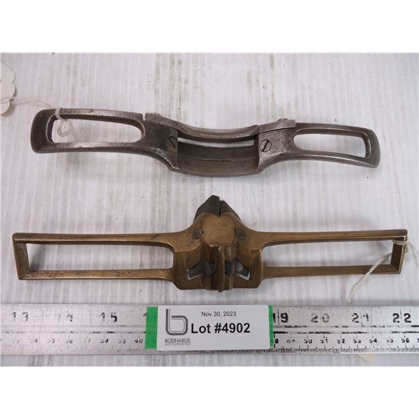 (2) Two Handed Draw Planes