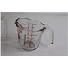 Image 4 : (2) Pyrex Liquid Measuring Cups, Glass Juicer