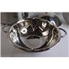 Image 3 : Large Pot with Lid, Colander, Extra Pot Lid, (3) Sifters