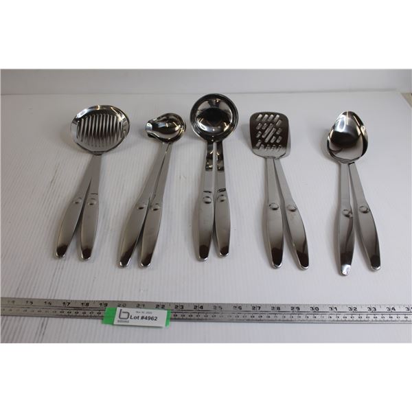 (10) Kitchen Utensils - Ladles, Flippers, Slotted Spoons, etc.
