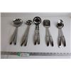 Image 1 : (10) Kitchen Utensils - Ladles, Flippers, Slotted Spoons, etc.