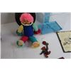 Image 5 : Key Holder, Clown Toy, (2) Vases, Misc.
