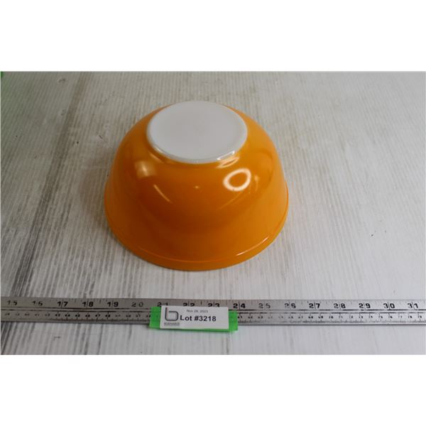 Pyrex Orange Bowl - 2.5qt 403
