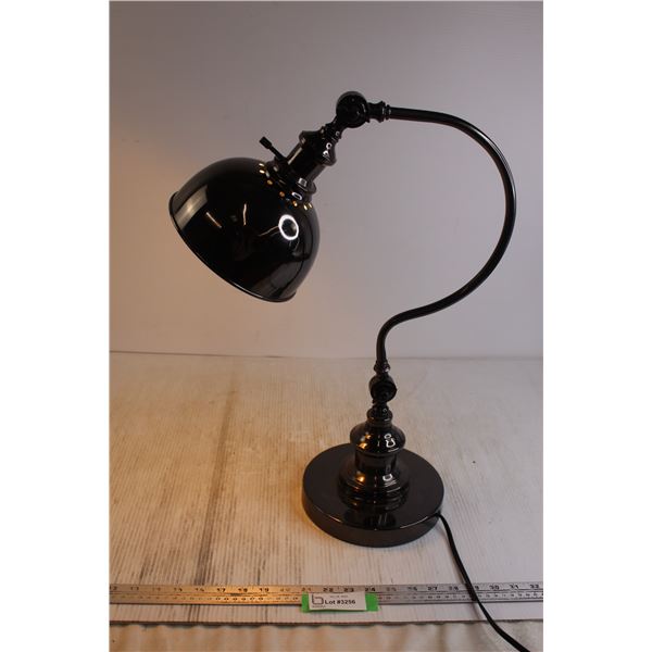 Desk Lamp - Works