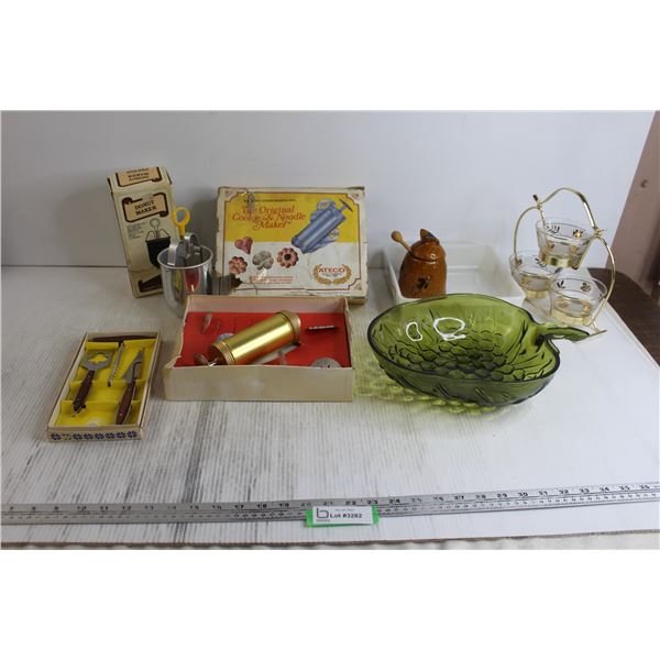 Vintage Fire King Casserole Dish, Other Kitchen Items