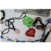 Image 4 : Tin Container - Necklaces - Bracelets - Key Chains