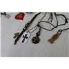 Image 5 : Tin Container - Necklaces - Bracelets - Key Chains