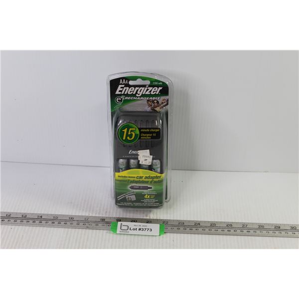 AA Energizer Rechargeable - Battery Charger w/Batteries