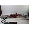 Image 5 : Fire Fly Skis w/Ski Boots (size 13-US)