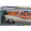 Image 2 : ERTL Collectibles AmericanMuscle '56 Sunliner Die Cast - 1/18