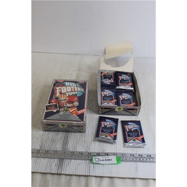 (2) Boxes NFL 1991 Cards - (1) Box is Sealed