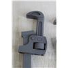 Image 3 : (3) Pipe Wrenches
