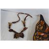 Image 3 : Wooden Trinket Tray, (4) Necklaces, Lizard Candleholder, Wooden Handbag