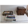 Image 1 : (4) Slide Storage Trays + (2) Picture Puzzles