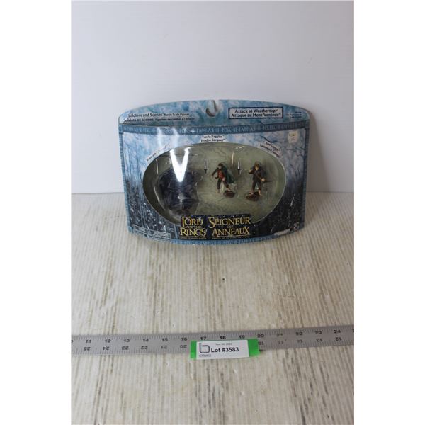 Lord of the Rings Soldiers and Scenes Battle Scale Figures - Attack at Weathertop - Sealed