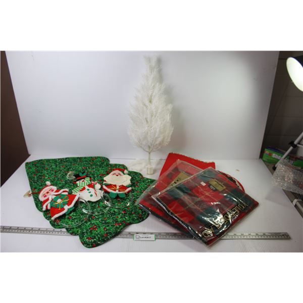 Table Runners - Place Mats - Plastic Tree - Christmas Ring Hangers