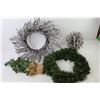 Image 6 : Christmas Wreathes - Tree & Ball Ornaments