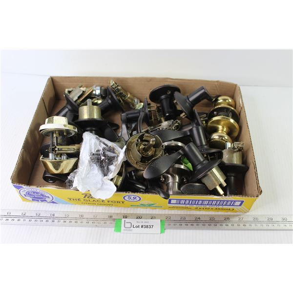 Lot of Privacy Door Handles