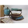 Image 3 : Coleman Instant Lighting Iron - No. 4-A - In Original Box w/ Instructions