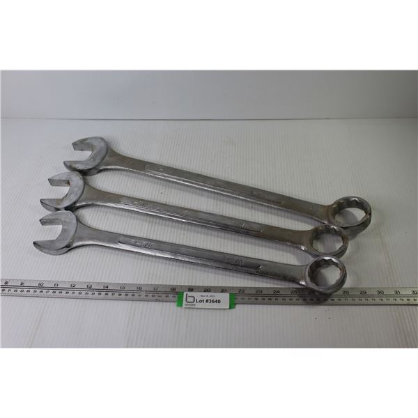 (3) Standard Wrenches (1 5/8" - 1 3/4" - 1 7/8"))