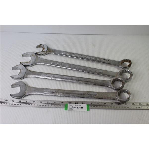 (4) Standard Wrenches (1 3/8" - 1 7/16" - 1 1/2" - 1 5/16")