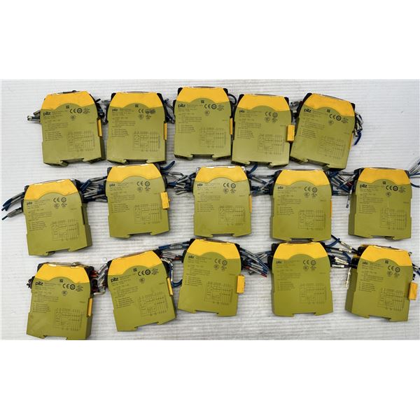 Lot of (15) Pilz #PNOZ s4 C 24VDC 3 n/o 1 n/c / #751104 Modules