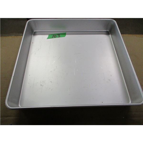 ESTATE:  13" SQUARE BAKING PAN