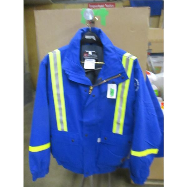 NEW/FREIGHT DAMAGE:  MEN'S WINTER JACKET (SIZE MEDIUM)