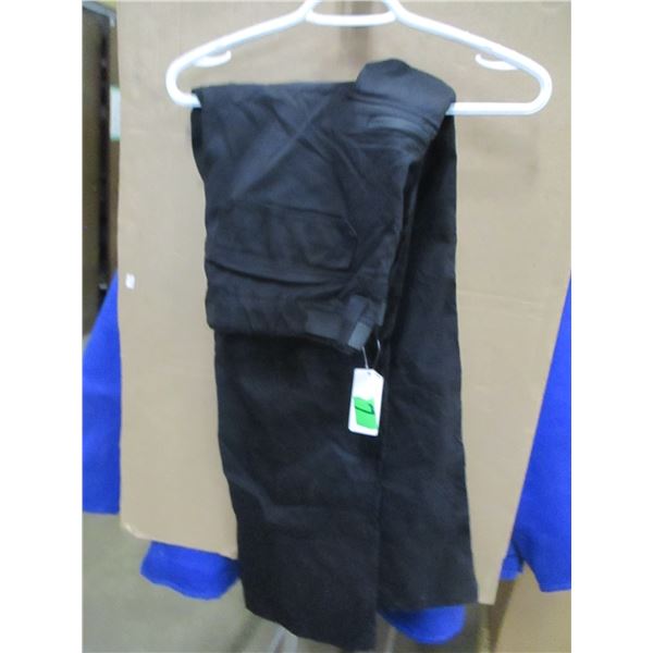 FREIGHT DAMAGE:  INSULATED PANTS (SIZE MEDIUM)