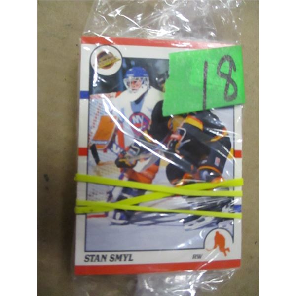 COLLECTIBLE:  30 - 1990 SCORE HOCKEY CARDS