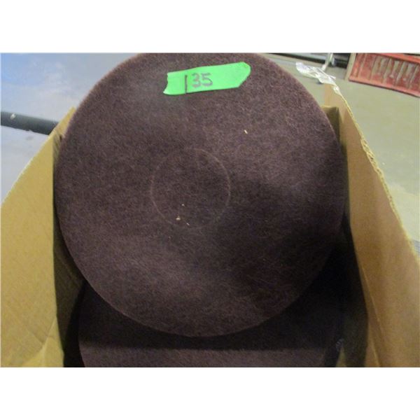 FREIGHT DAMAGE (AS IS):  BOX C/W 12 SCOTCH BRITE PADS