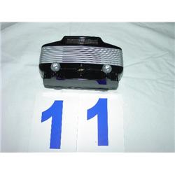 SMALL 1940'S COLLECTION RADIO