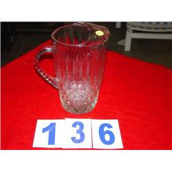 WATER PITCHER WITH ICE LIP