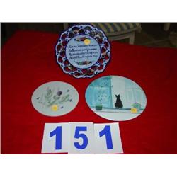 (3) PLATES WITH PLATE HANGERS