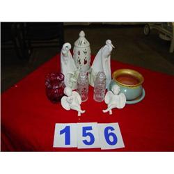 BOX LOT OF GLASSWARE