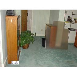 CONTENTS OF EXECUTIVE OFFICE, INCLUDES FLOOR MATS, TRASH CANS, MISC. ITEMS