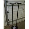 Image 1 : (2) FLOOR LAMPS