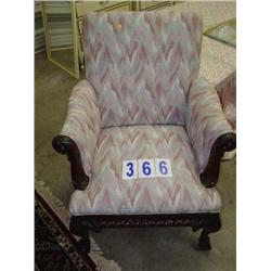 END CHAIR WITH ARMS, ANTIQUE