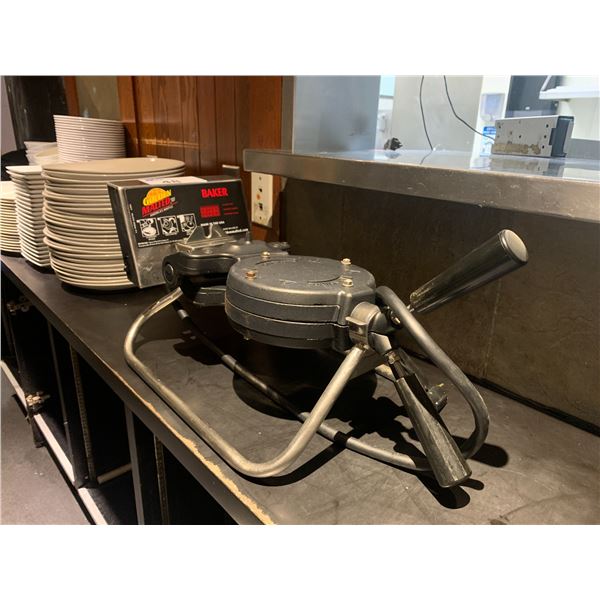 BAKER GOLDEN MALTED COMMERCIAL ELECTRIC WAFFLE MAKER