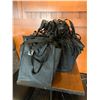 Image 1 : APPROX. 40 INSULATED REUSABLE FOOD TAKEOUT/DELIVERY BAGS