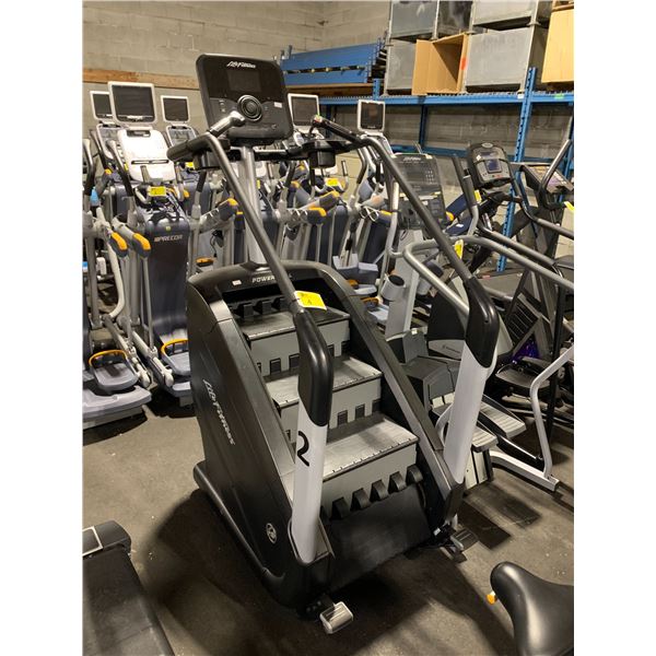 LIFE FITNESS POWERMILL COMMERCIAL CLIMBER WITH DIGITAL DISPLAY & TWO CUP HOLDERS