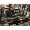 Image 3 : LIFE FITNESS 95X COMMERCIAL 110V ELLIPTICAL CROSSTRAINER WITH DIGITAL DISPLAY, USB PORT, HEADPHONE