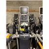 Image 2 : PRECOR USA 100I COMMERCIAL 110V ADAPTIVE MOTION TRAINER WITH CARDIO THEATER DISPLAY & CUP HOLDER