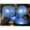 Image 2 : 4 ULTIMATE FITNESS COMMERCIAL 65CM BLUE EXERCISE BALLS AND 1 FIT BALL COMMERCIAL 55CM MULTI COLOUR