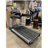 Image 2 : LIFE FITNESS 95T FLEXDECK COMMERCIAL 120V ELECTRIC TREADMILL WITH DIGITAL DISPLAY